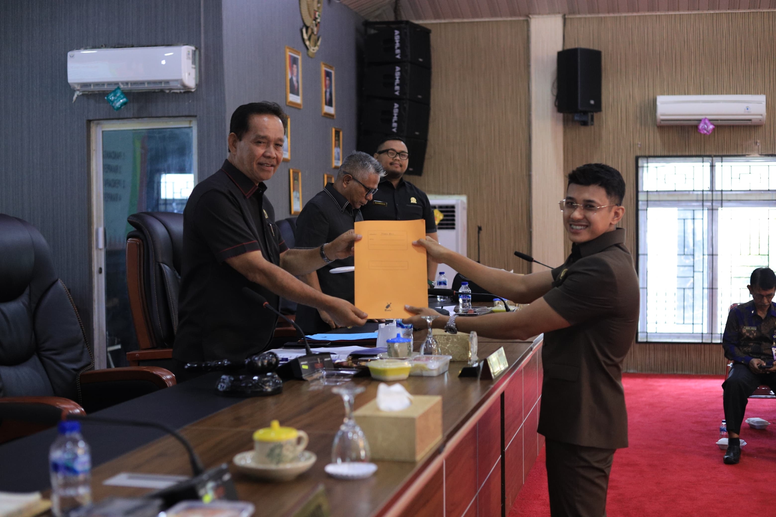 Seluruh Fraksi DPRD Meranti Setujui Tiga Ranperda Pemkab Dibahas ke Tahap Lanjut, Sampaikan Beragam Catatan Strategis
